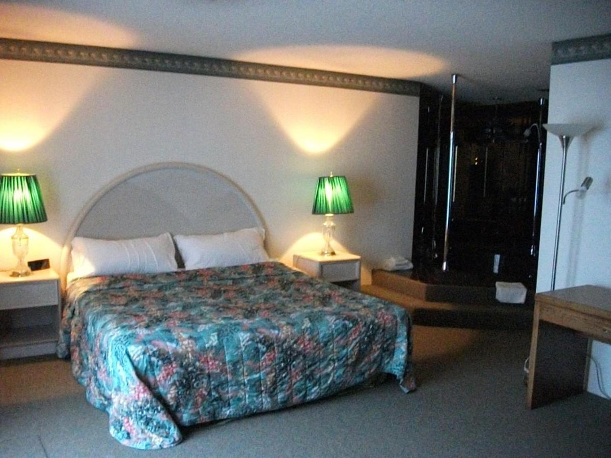 Knights Inn Макіно-Сіті Номер фото